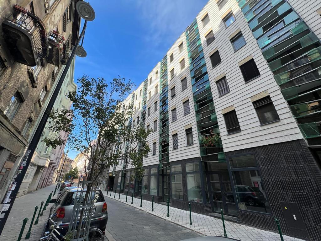 Palace Quarter 2 Peaceful Modern Central Top Floor Apartment Boedapest Buitenkant foto