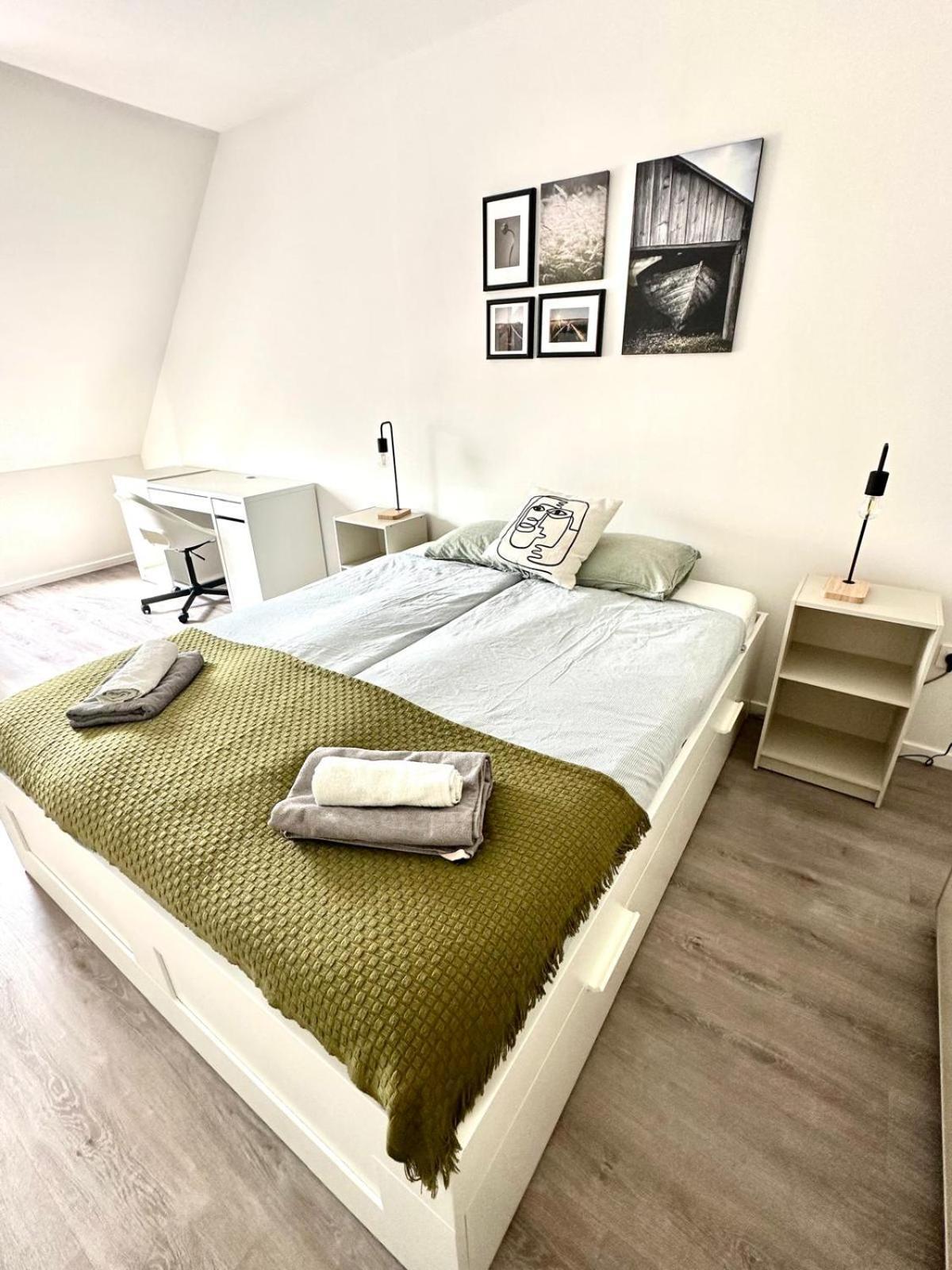 Palace Quarter 2 Peaceful Modern Central Top Floor Apartment Boedapest Buitenkant foto