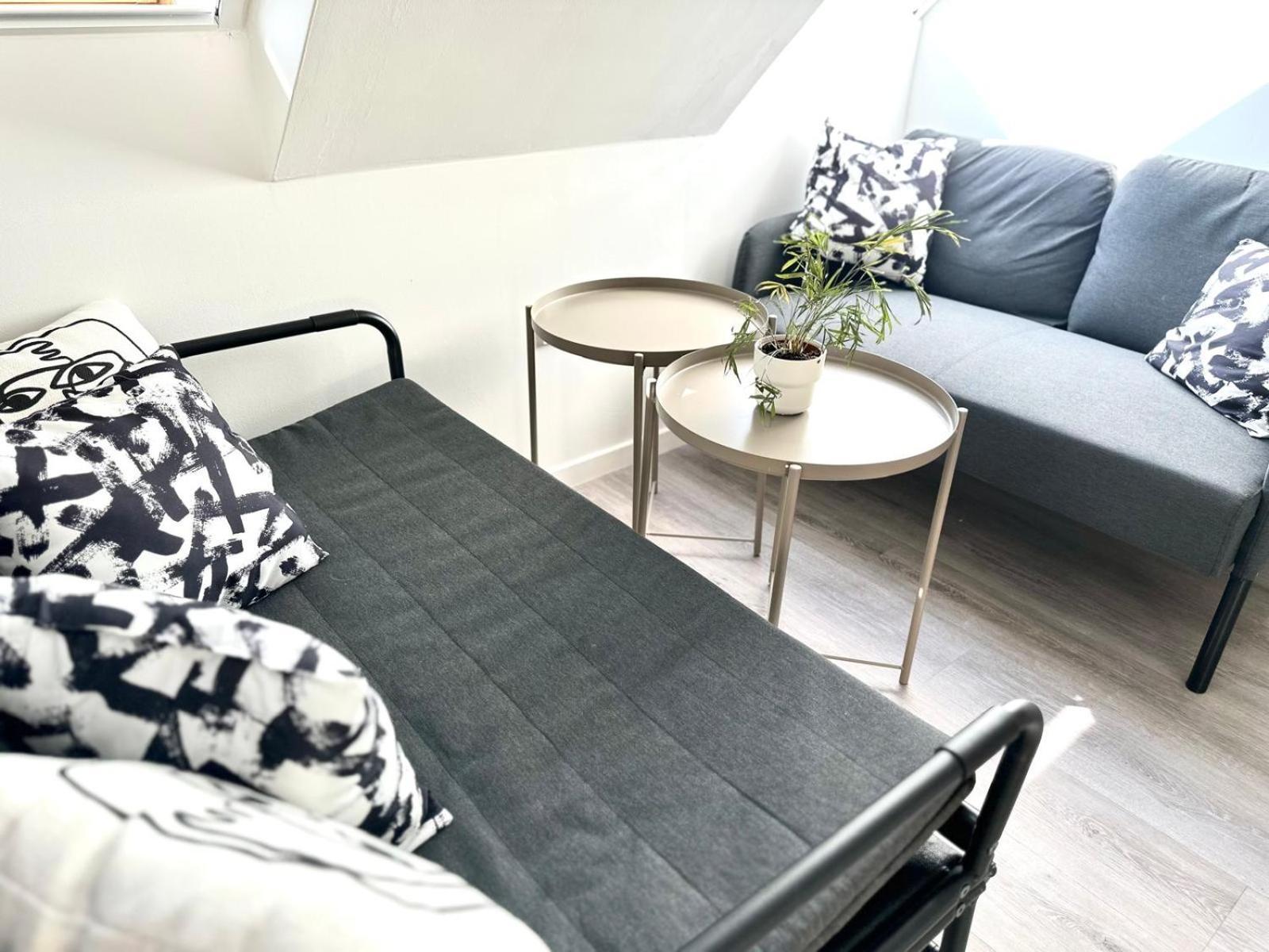 Palace Quarter 2 Peaceful Modern Central Top Floor Apartment Boedapest Buitenkant foto