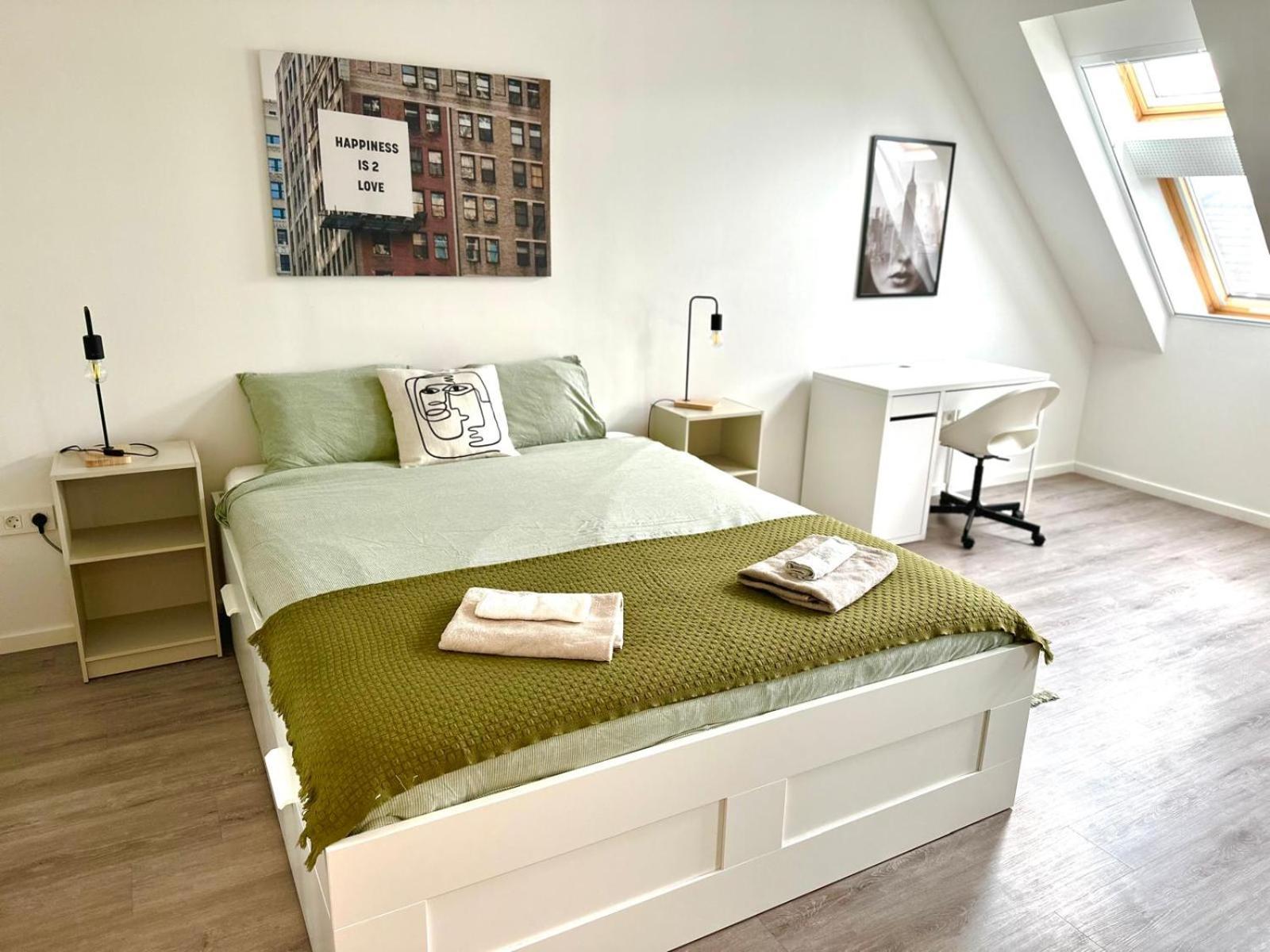 Palace Quarter 2 Peaceful Modern Central Top Floor Apartment Boedapest Buitenkant foto